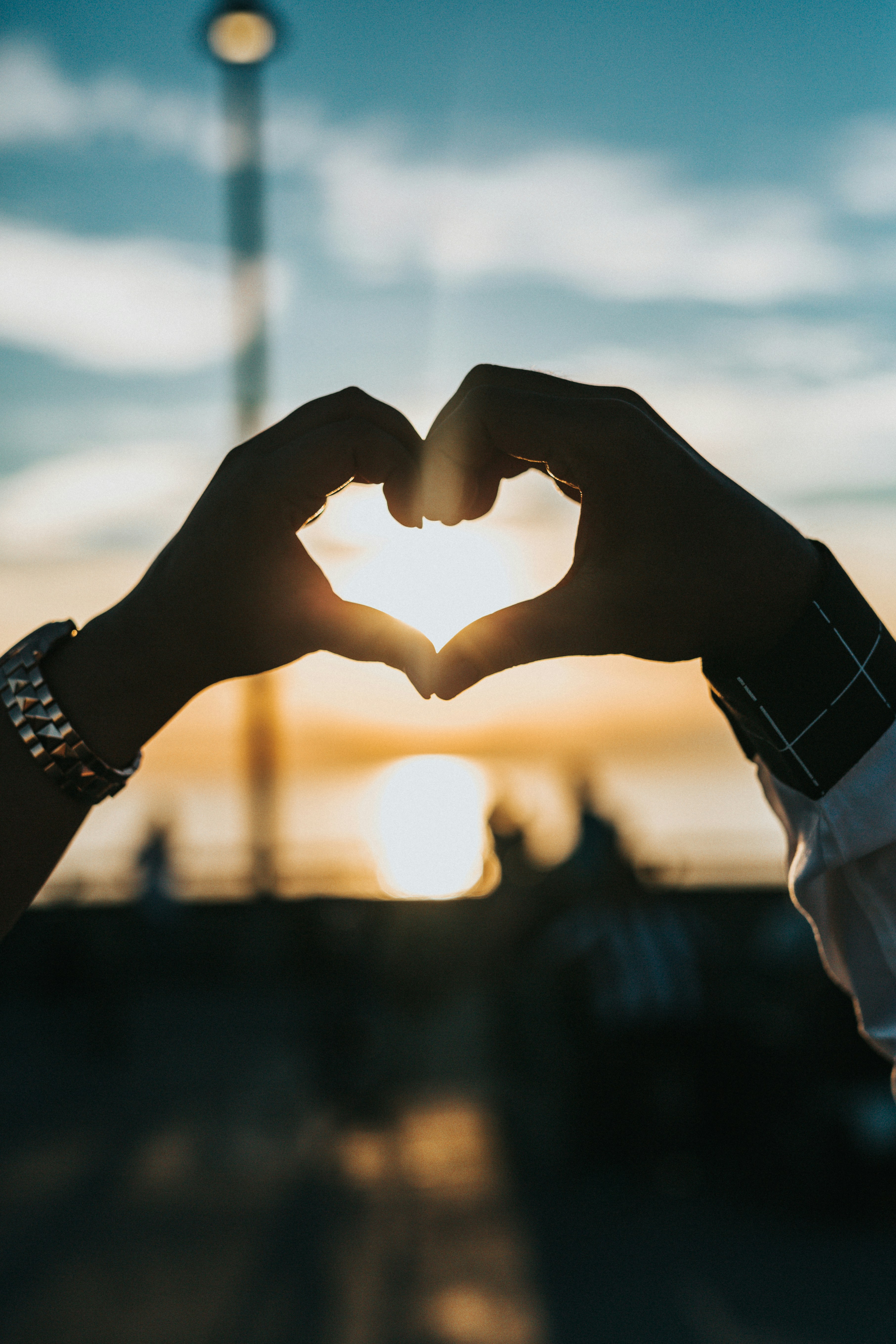 Best Online Dating Tips for Finding Real Love in the USA